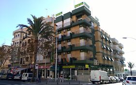 Hostal El Altet 2*